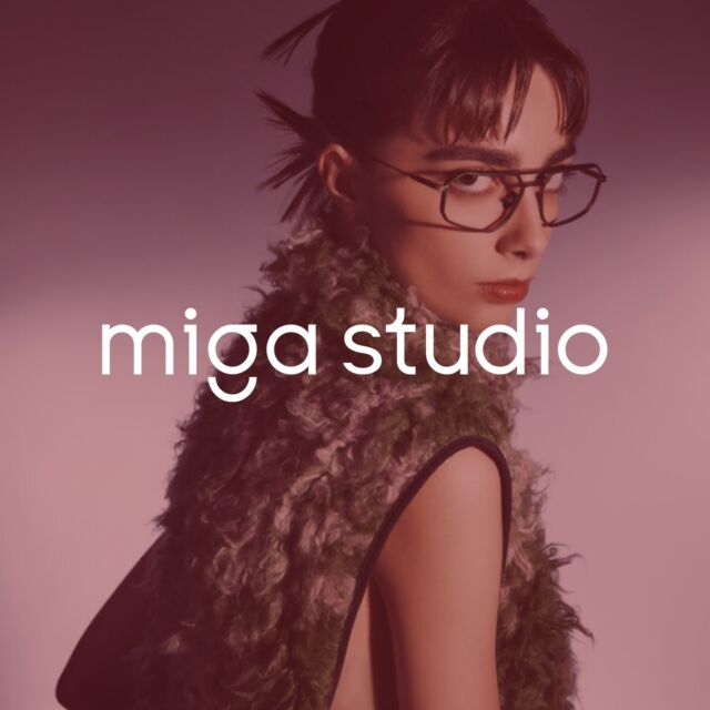 Scopri MIGA STUDIO nei Centri Ottica Rolin. Queste montature, frutto della fusione tra design italiano e artigianato giapponese, offrono comfort e stile unici. Perfette per chi cerca occhiali funzionali ma di grande impatto visivo. Vieni a vedere come MIGA può trasformare il tuo look!
.
.
.
#otticarolin #ottica #ottici #visione #bergamo #curno #villadalme #migastudio #migaeyewear #occhialidavista #montature